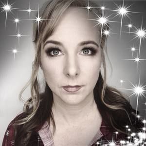 Meet your Posher, Emmie